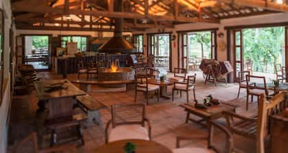 Hotel Fazenda Capoava