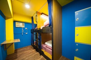 Gemeinsamer Schlafsaal (Female 4 bed)