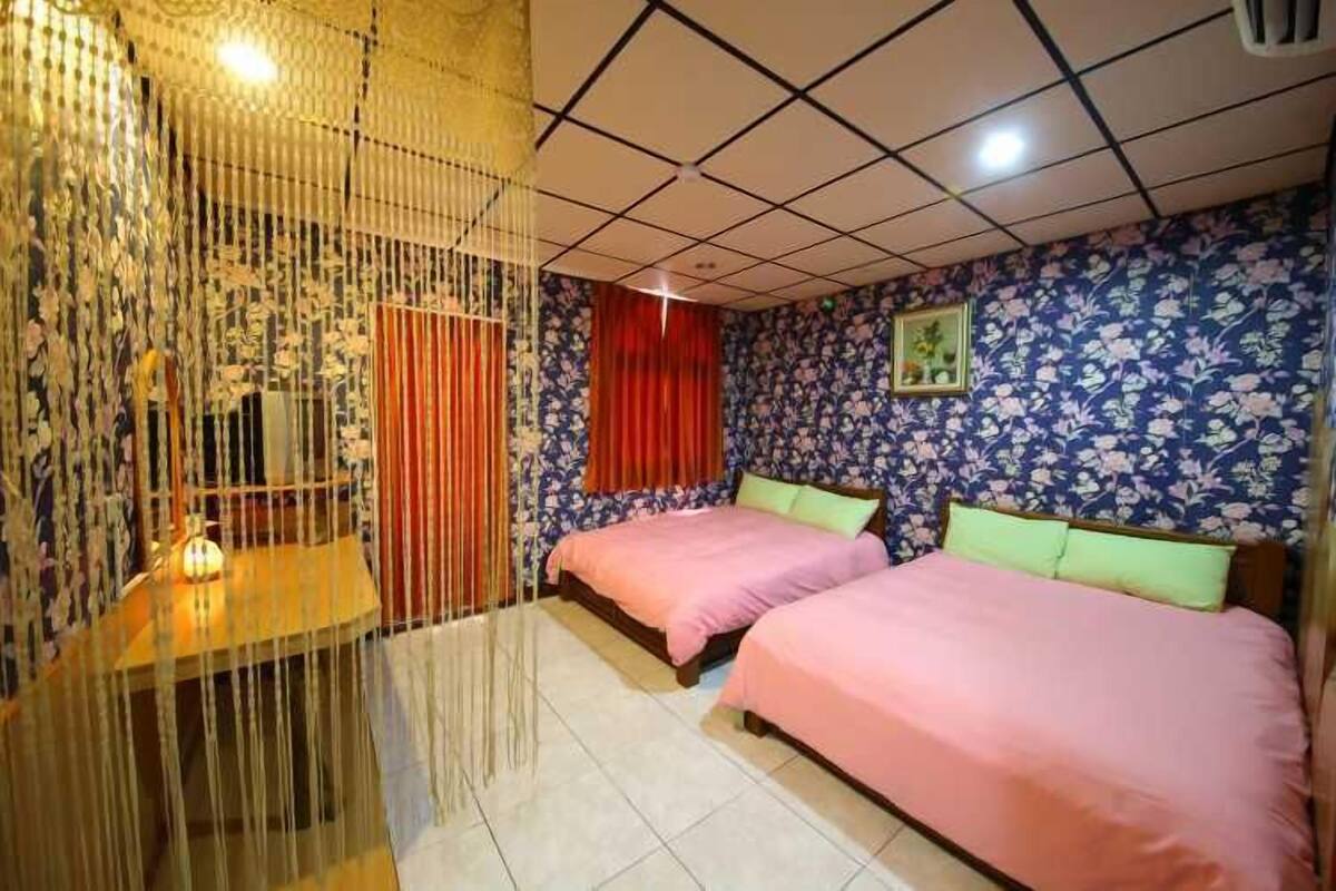Quadruple Room | Individually decorated, individually furnished, desk, free WiFi