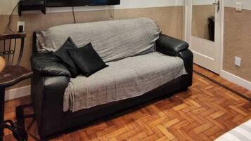 Quarto casal ou duplo superior | Wi-Fi de cortesia, roupa de cama