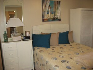 Cottage, 2 Bedrooms, Kitchen | Free WiFi, bed sheets