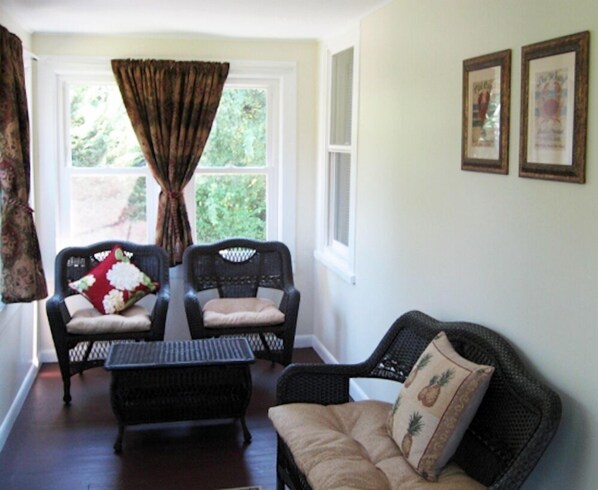 House, 3 Bedrooms, Kitchen | Living room