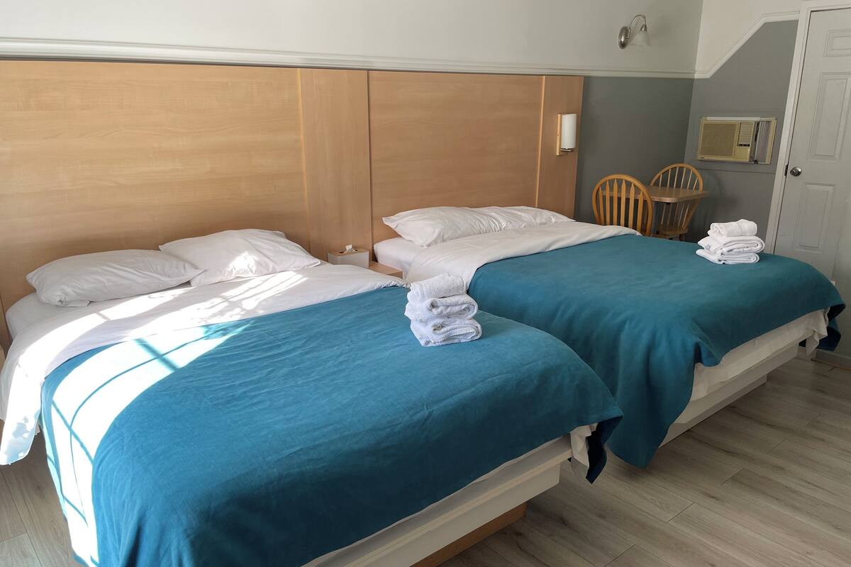 1 bedroom, iron/ironing board, free WiFi