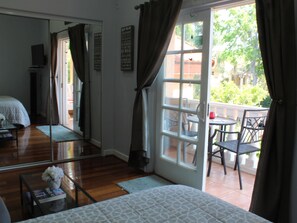 1 chambre, literie de qualité supérieure, décoration personnalisée