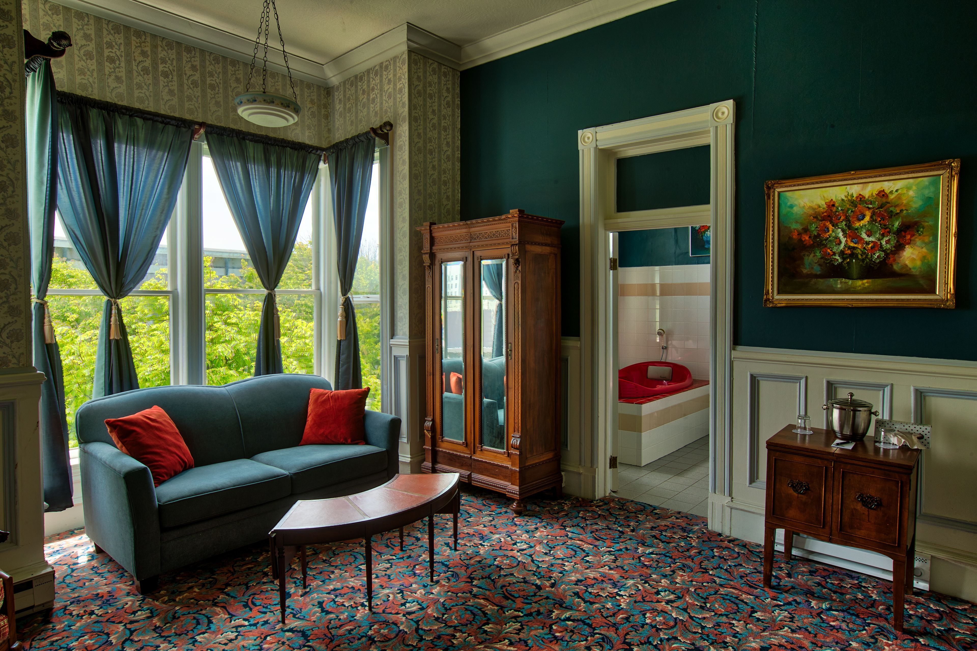 premium suite, 1 king bed | deep-soaking bathtub