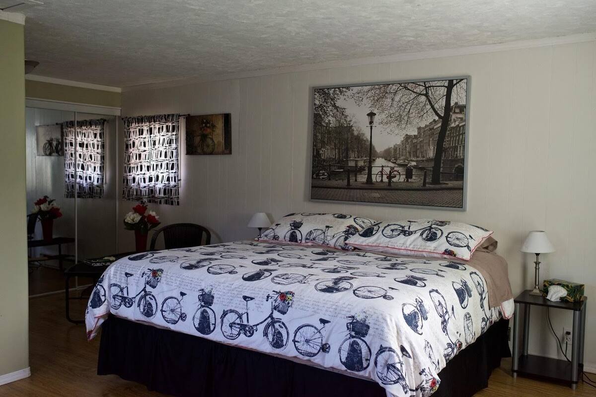Habitación, 2 camas individuales | 1 dormitorio, sábanas de algodón egipcio, ropa de cama de alta calidad