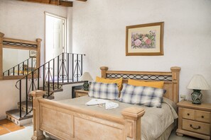 Standard Room, 1 King Bed | Free cribs/infant beds