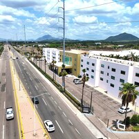 Fachada de la propiedad
