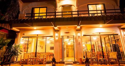 Klong Muang Sunset Hotel