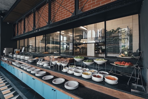 Sugar Marina Hotel - AVIATOR - Phuket Airport