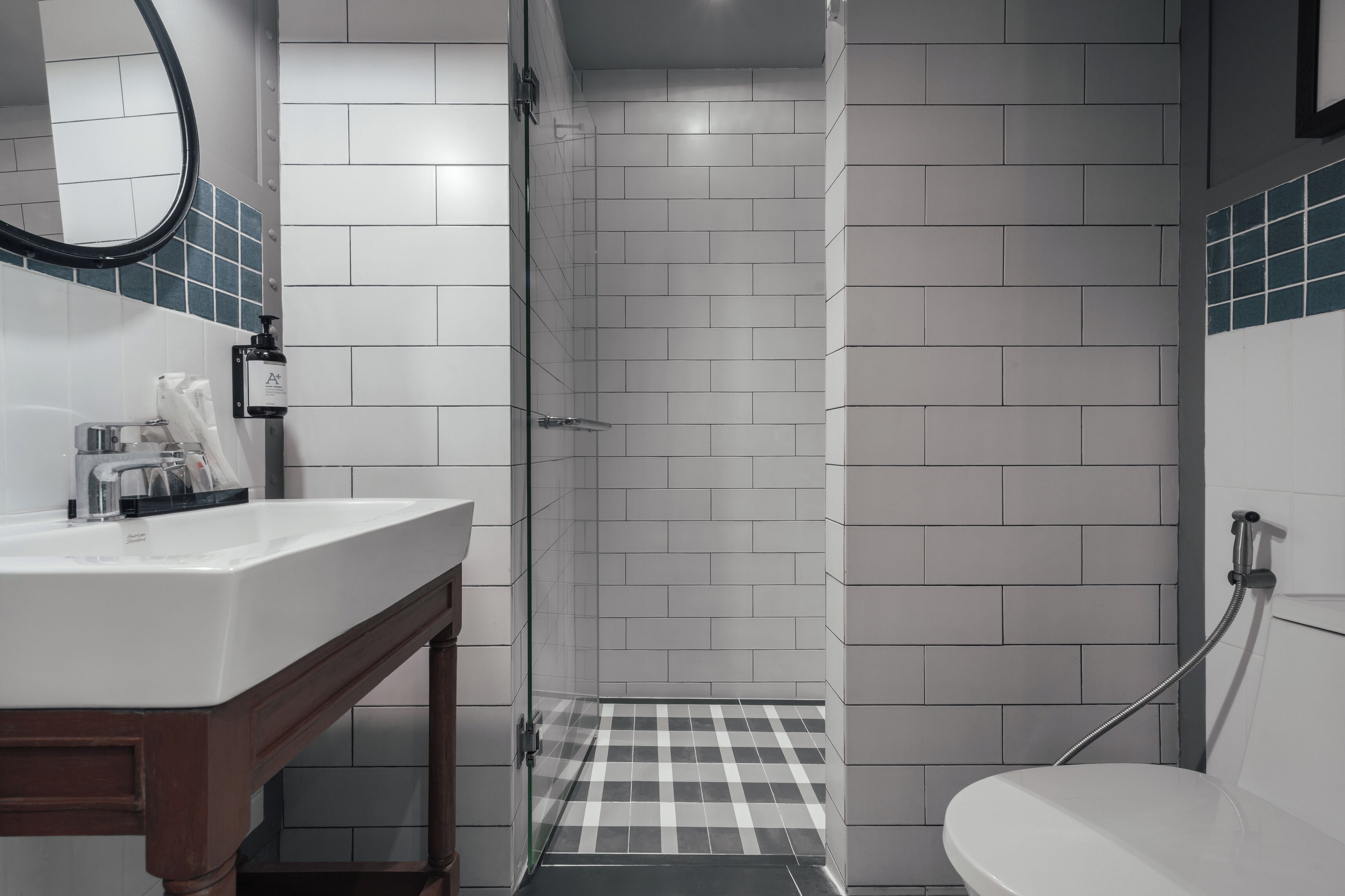 shower, free toiletries, hair dryer, slippers