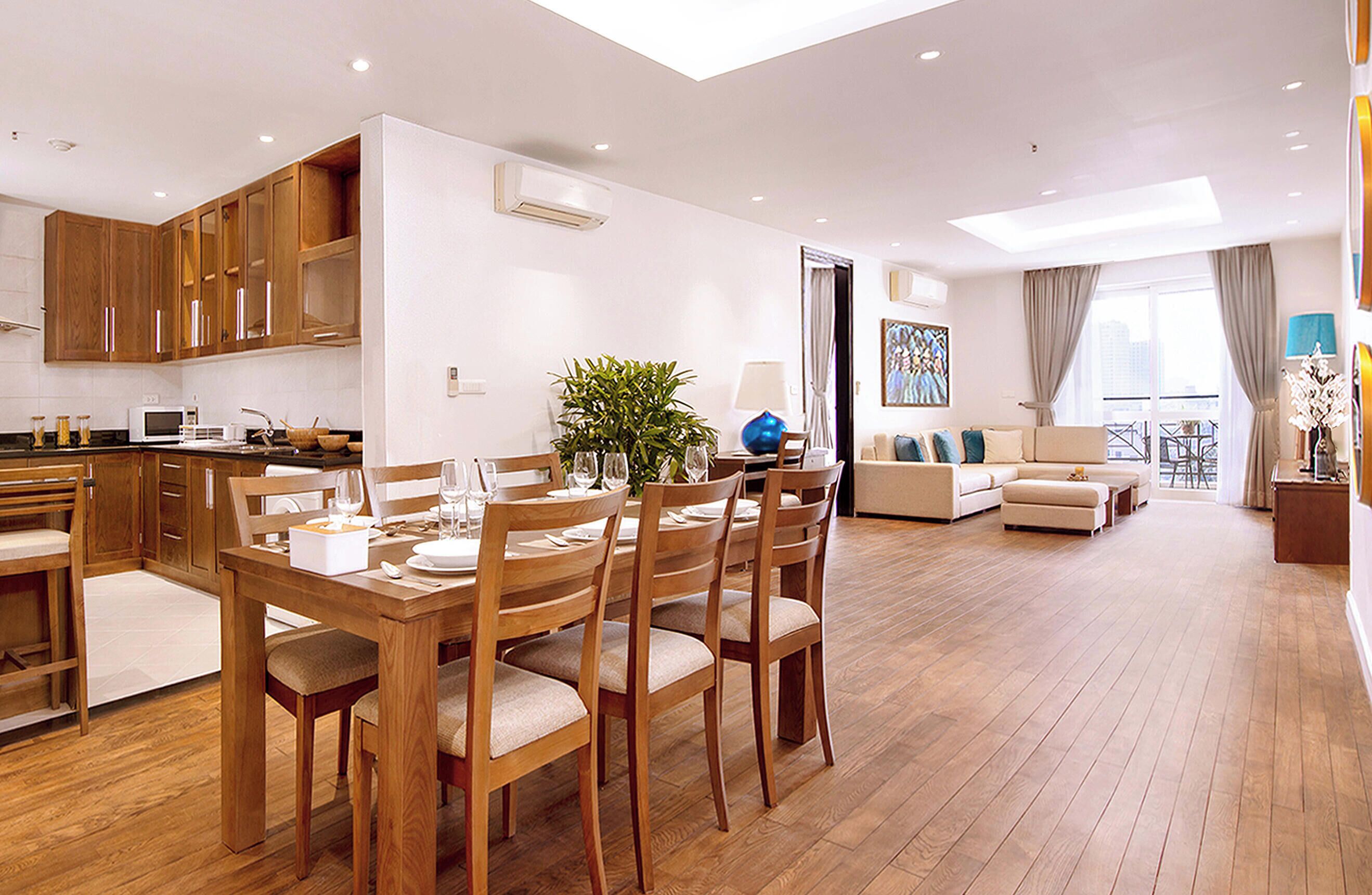 Apartamento Premier, 3 habitaciones, 2 baños, vistas a la ciudad | Ropa de cama de alta calidad, caja fuerte, decoración individual