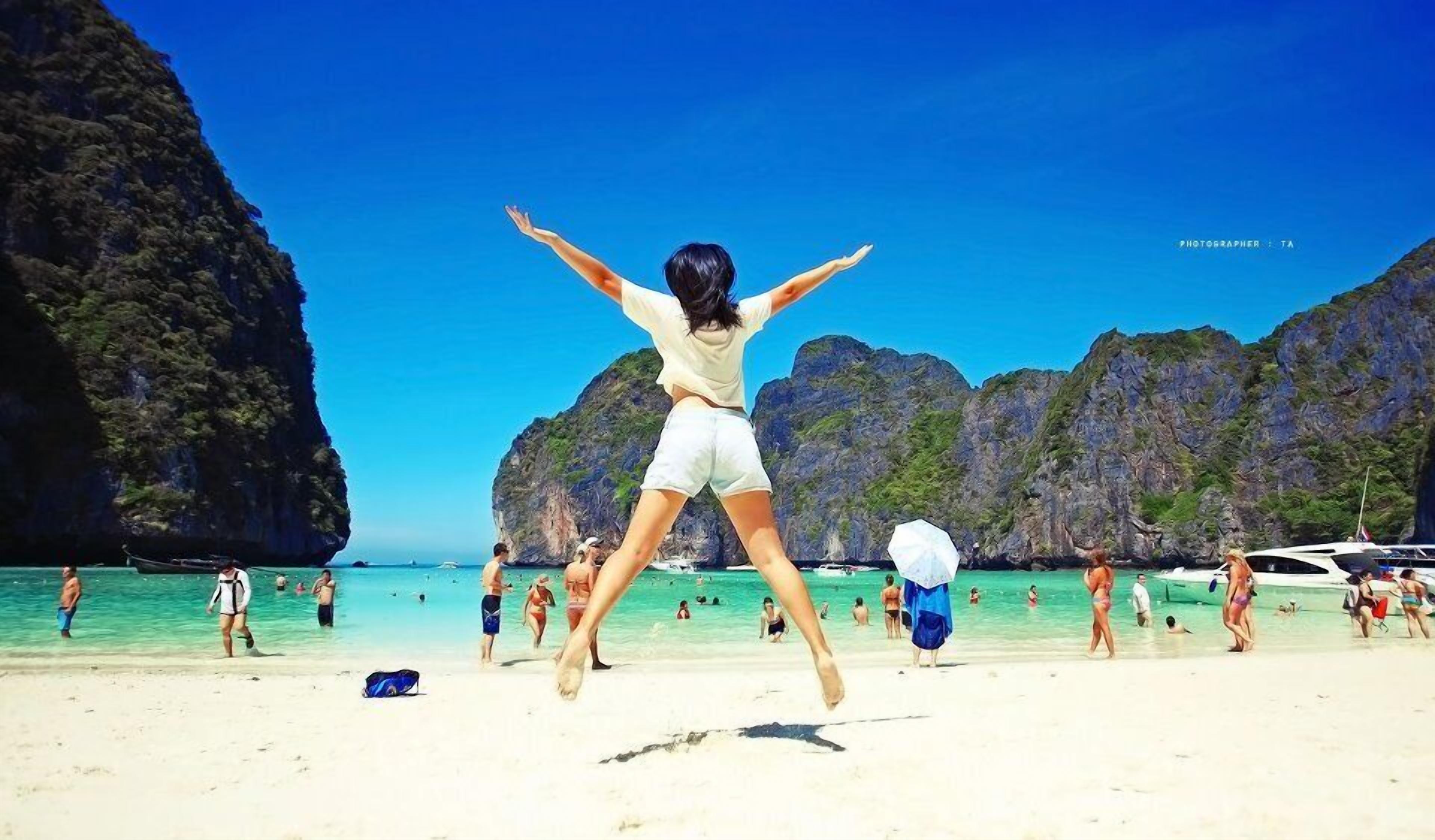 beach nearby, kayaking