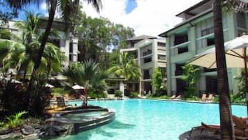 XApartment, 2 Bedrooms, Jetted Tub  | Outdoor pool | 3 outdoor pools, free cabanas, pool umbrellas