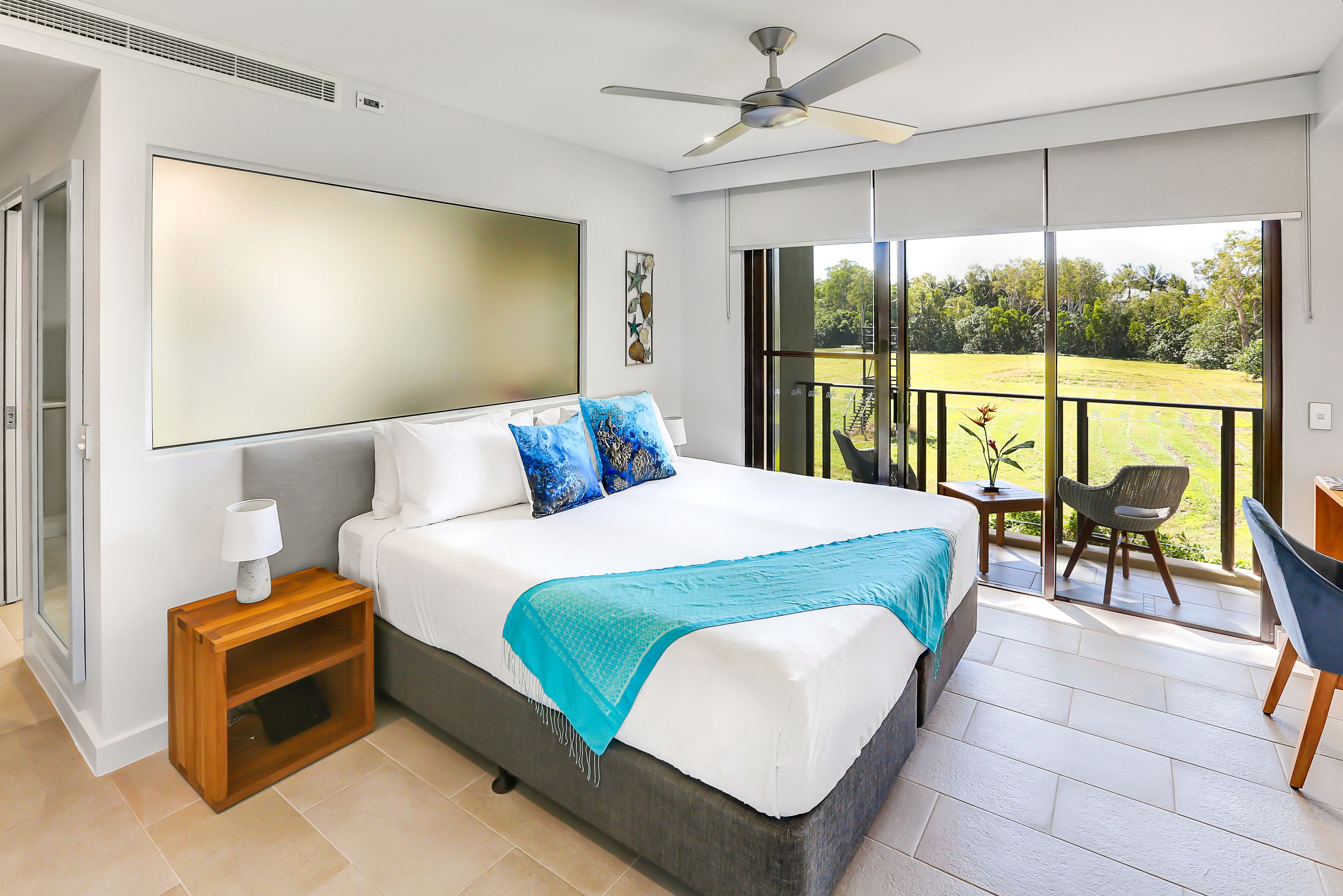 deluxe studio, 1 bedroom, partial ocean view | view from room