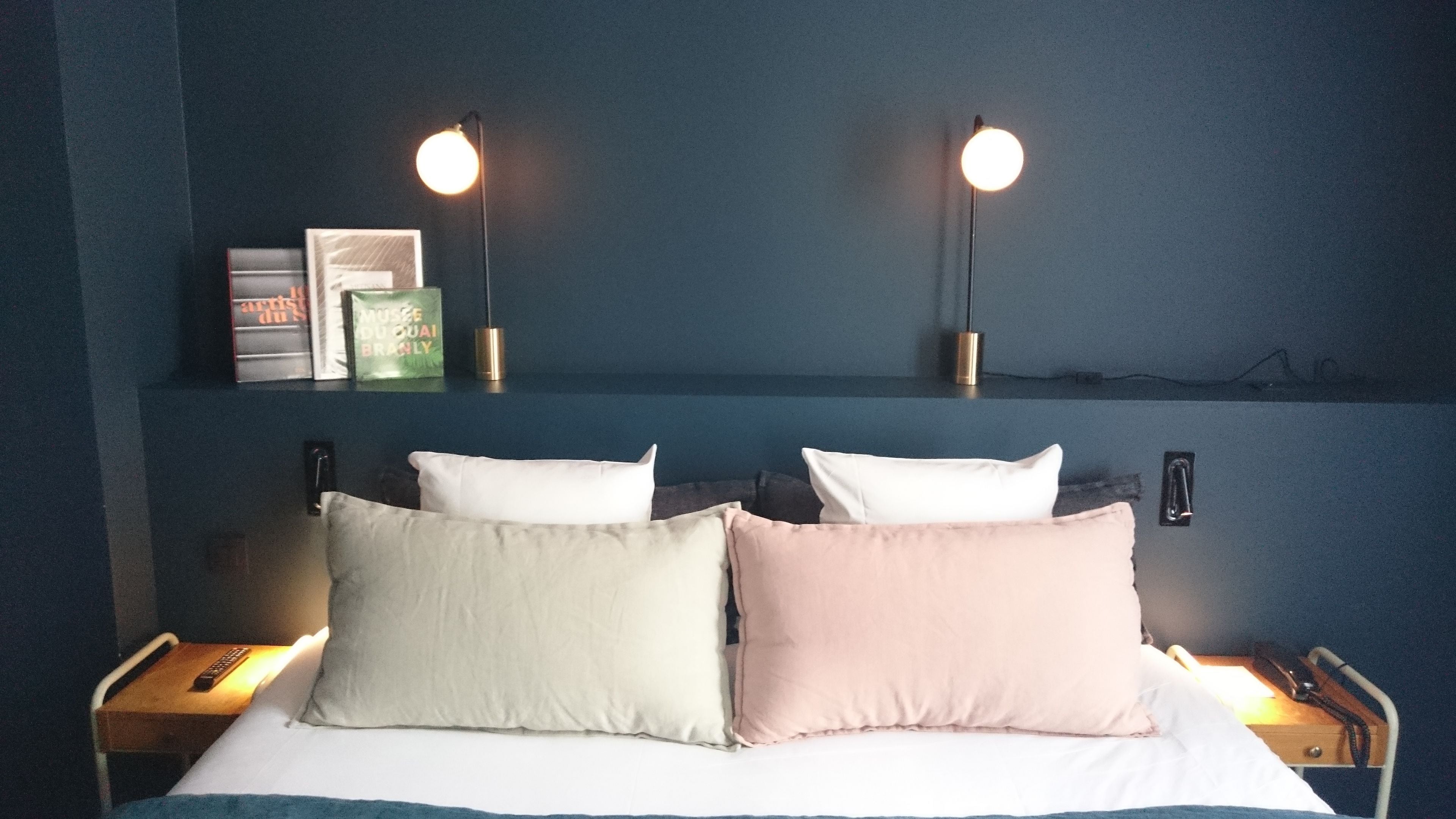 deluxe double room, 1 double bed | bathroom | shower, free toiletries, hair dryer, slippers