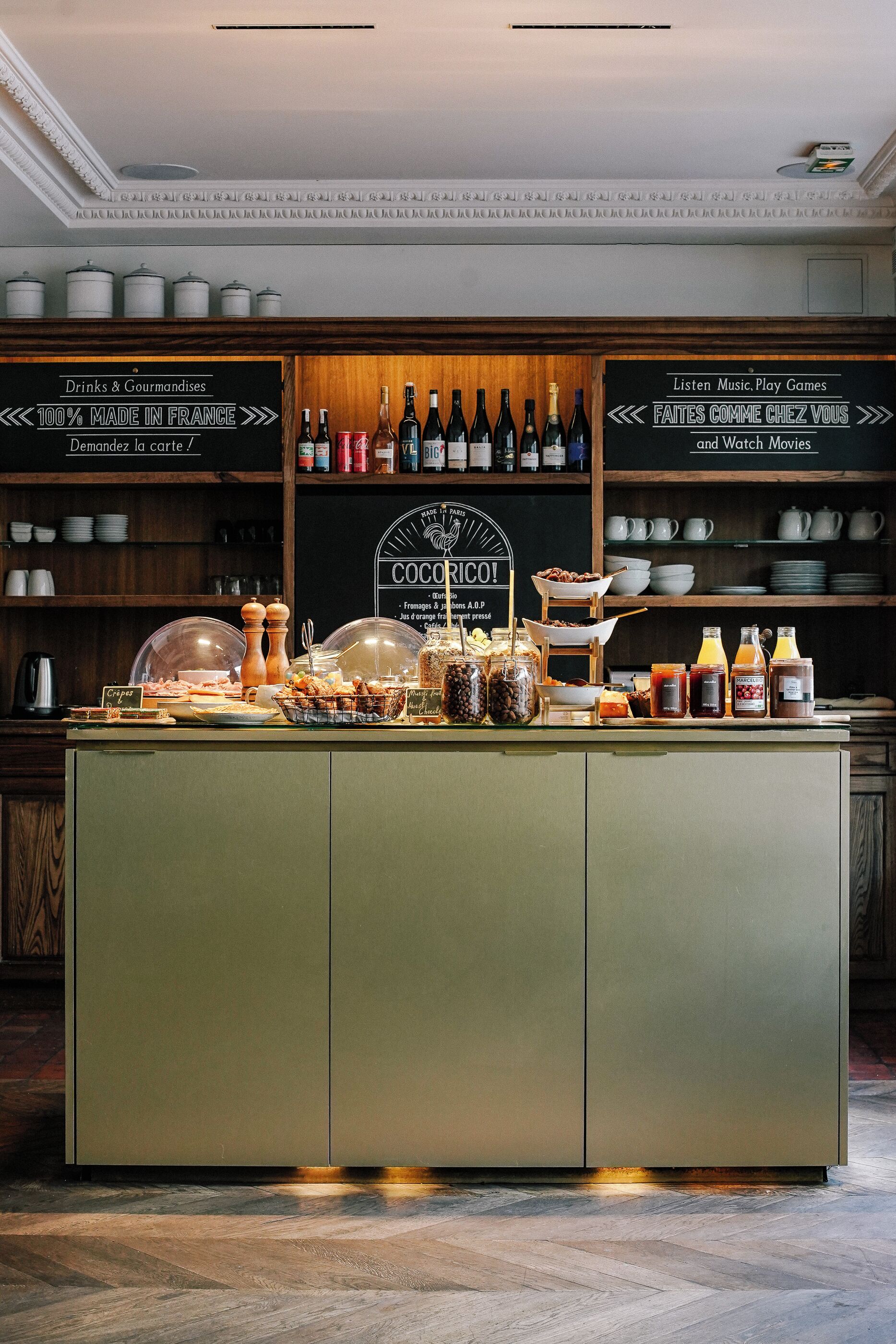 daily buffet breakfast (eur 19 per person)