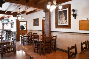 Spécialités Cuisine méditerranéenne