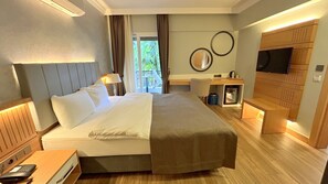 Superior Double Room, 1 Double Bed | Minibar, in-room safe, desk, laptop workspace - Hotel İstanköy (Bodrum)
