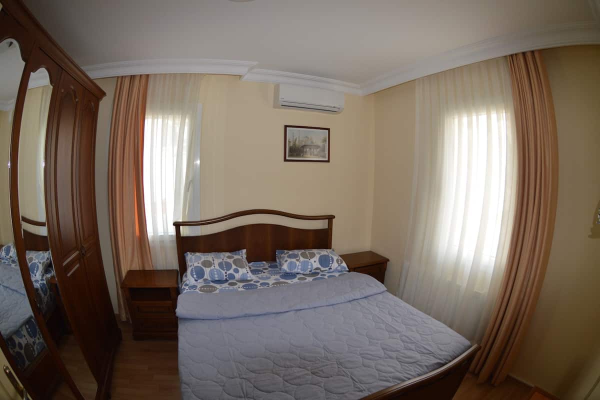 1 bedroom, minibar, in-room safe, desk