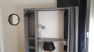 Individually decorated, individually furnished, desk, soundproofing