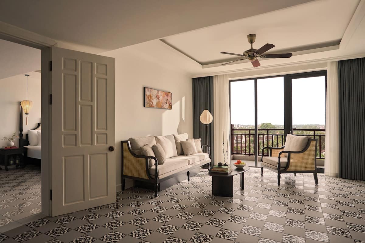 頂級客房, 1 間臥室, 花園景 | 1 間睡房、羽絨被、迷你吧、房內夾萬