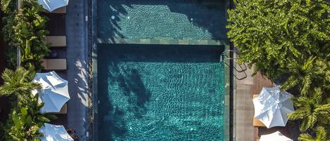 2 outdoor pools, pool umbrellas, sun loungers