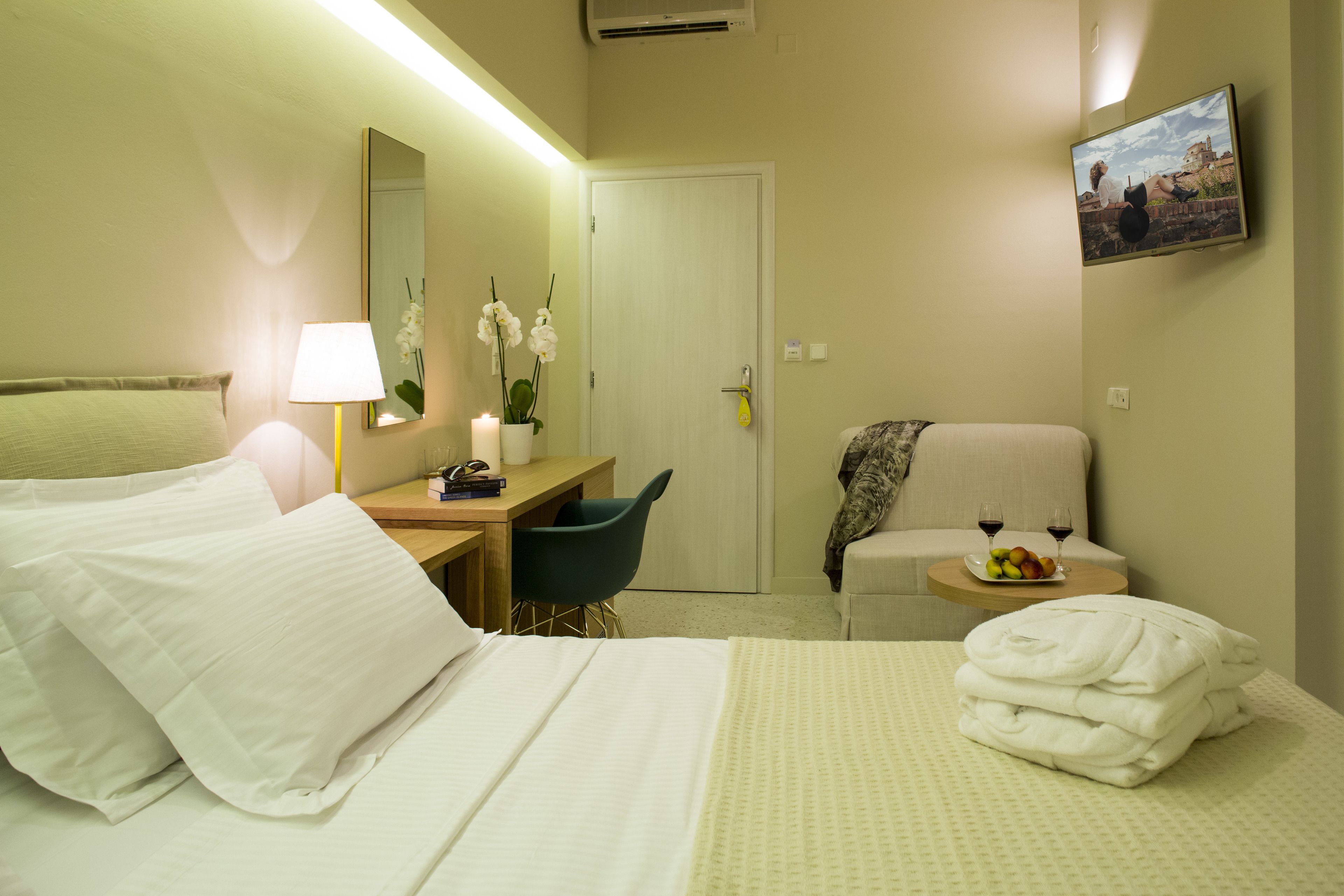 ผ้าปูที่นอนฝ้ายอียิปต์, เครื่องนอนระดับพรีเมียม, ผ้านวมขนเป็ด