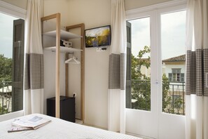 Superior Double Room | Egyptian cotton sheets, premium bedding, down comforters, pillowtop beds - Athena Hotel (Nafplio)
