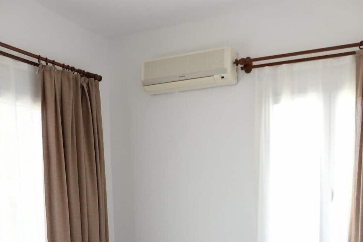 Single Room | Premium bedding, soundproofing, free WiFi, bed sheets