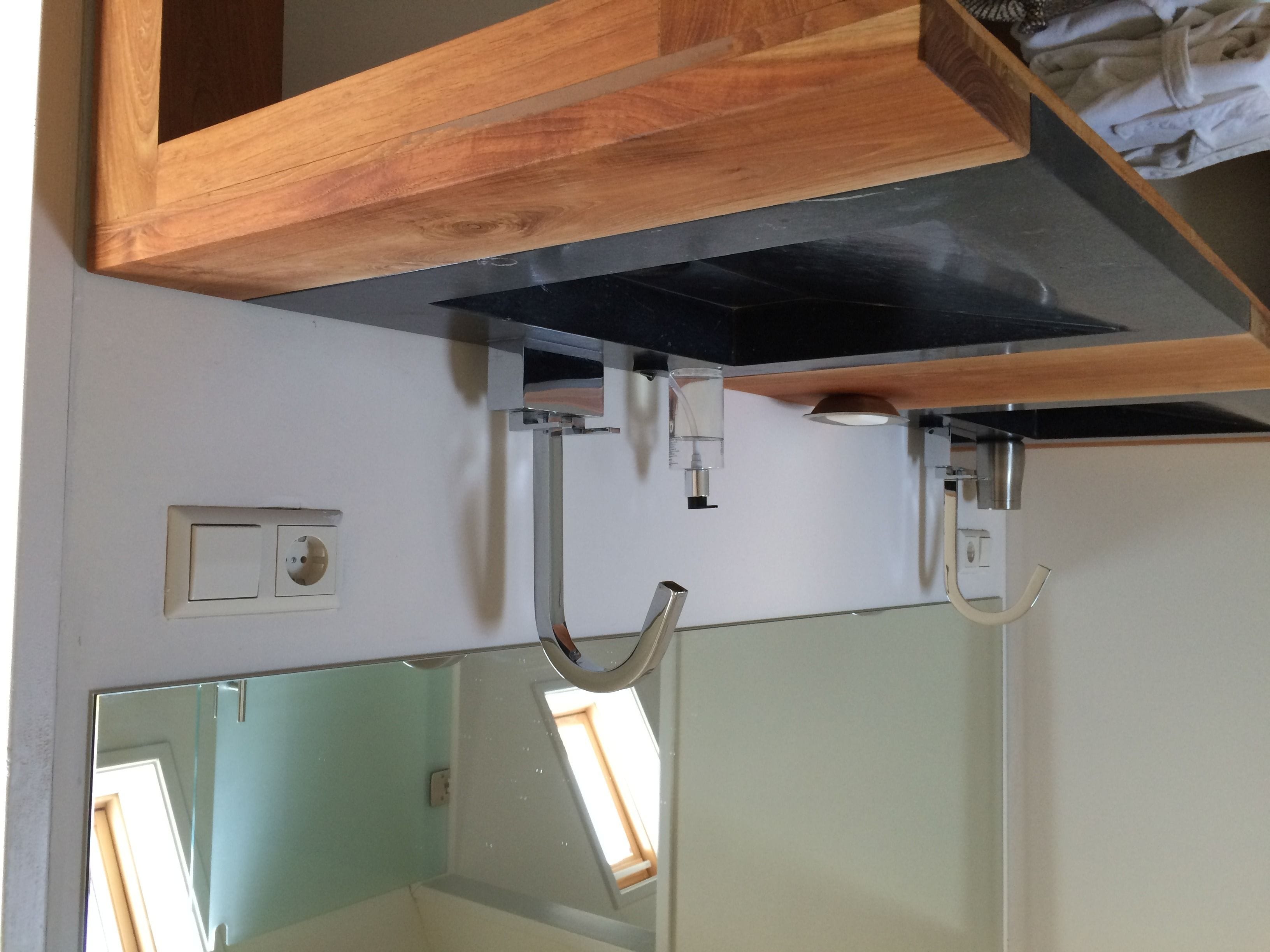 standard room (poste restante) | minibar, iron/ironing board, free wifi, bed sheets