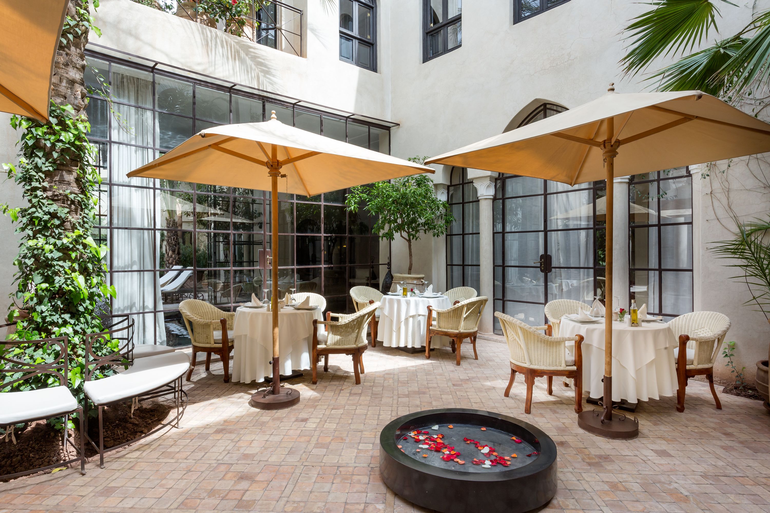 lunch and dinner served, moroccan cuisine