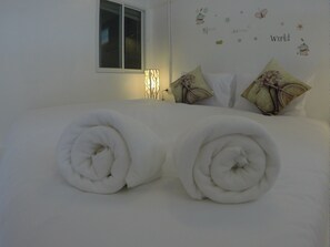 Superior Room - At We Patong hostel (Patong)