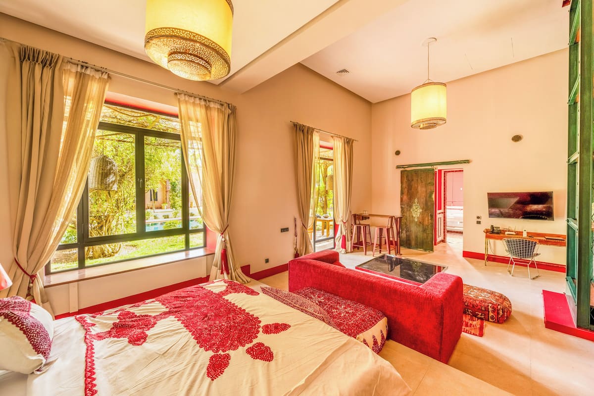 Signature Suite, Pool View