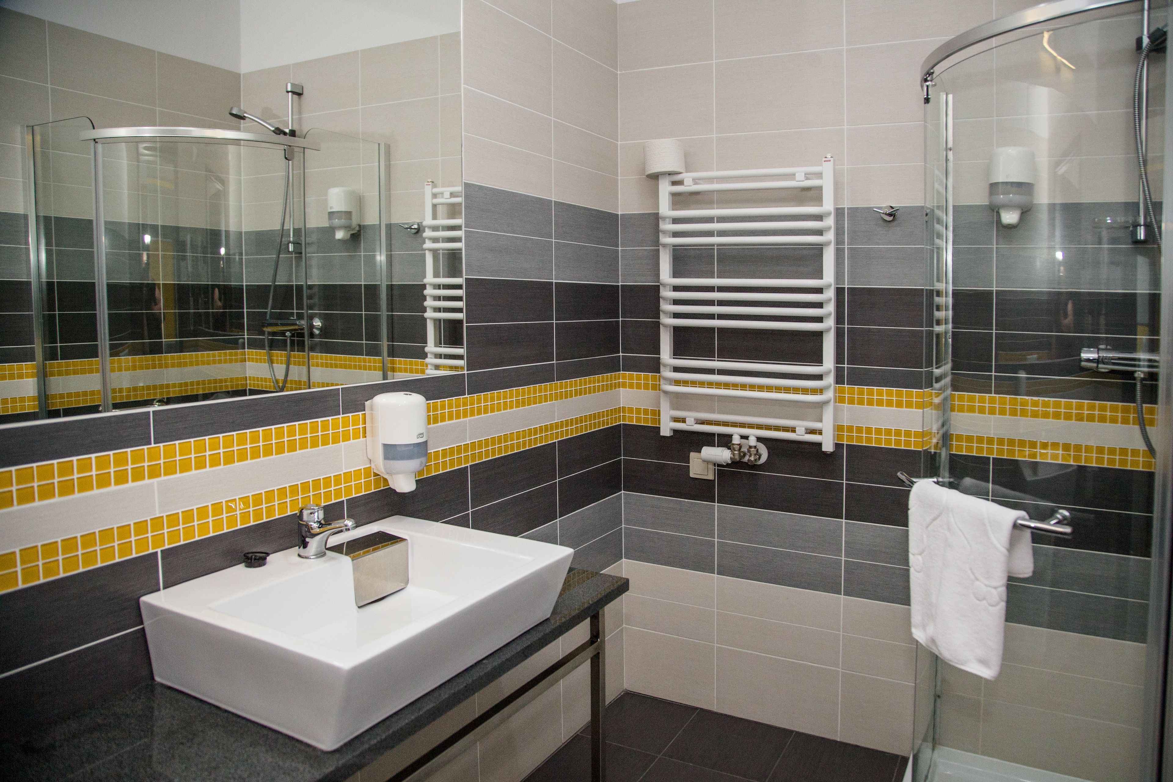 double or twin room | bathroom | shower, towels