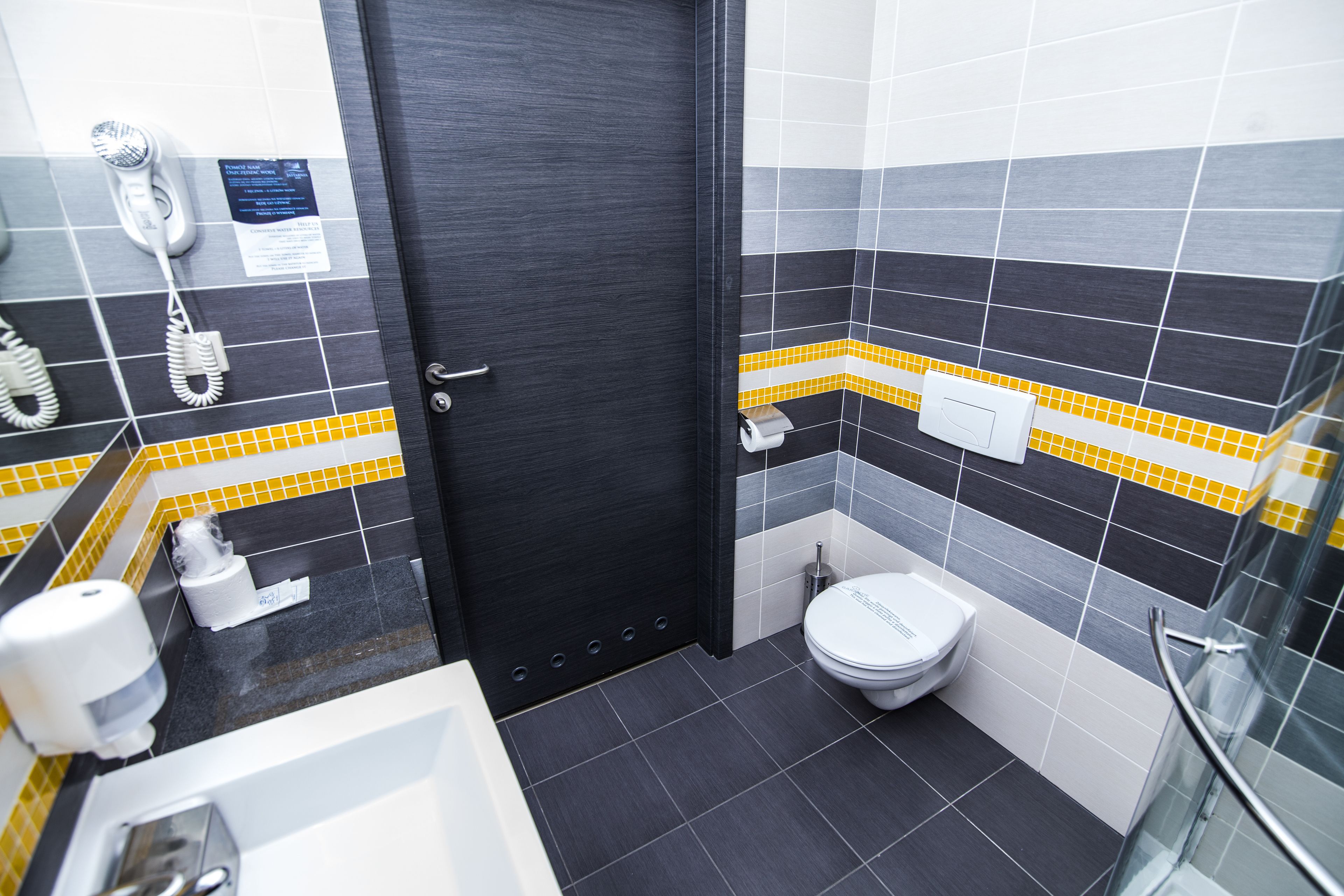 double or twin room | bathroom | shower, towels