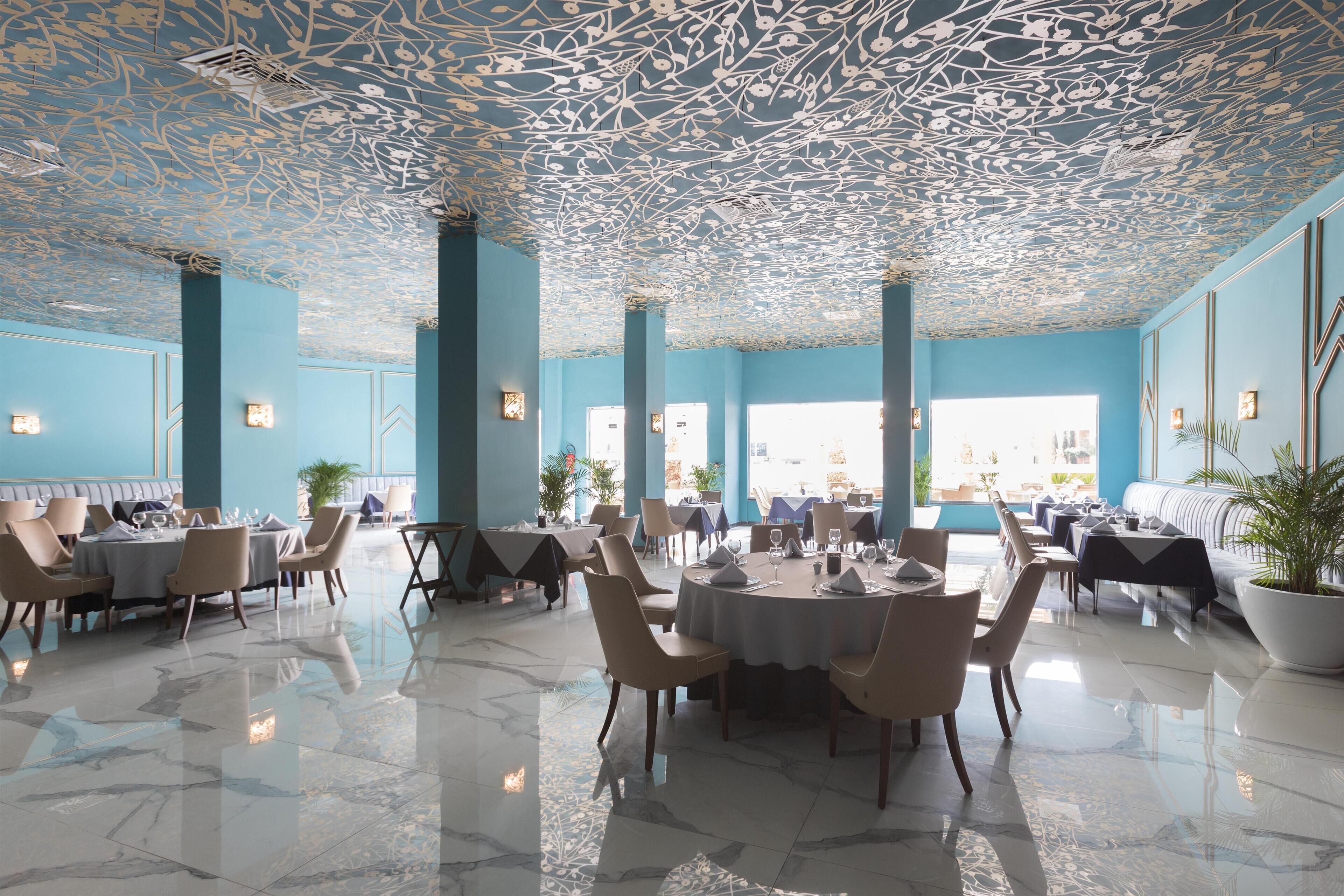 4 restaurants, spécialités Cuisine internationale