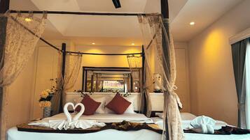 5 bedrooms, minibar, in-room safe, desk