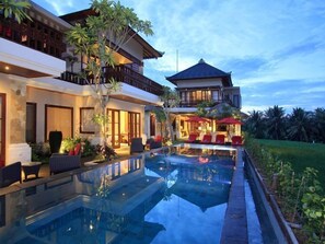 4 Bedroom Villa with Private Pool | Terrace/patio - Uma Stana Villa (Ubud)