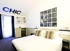 Standard Room, 4 Bedrooms, Mountain View | In-room safe, desk, laptop workspace, free WiFi - Super G (Courmayeur)