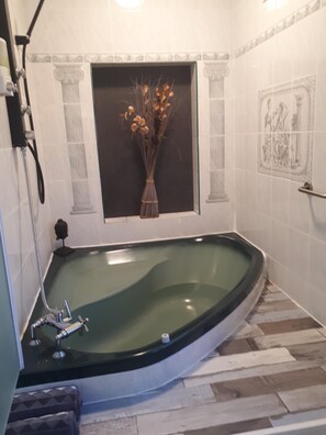 Double Room, Private Bathroom, Garden View | Bathroom