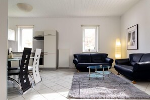 Family Condo | Living area