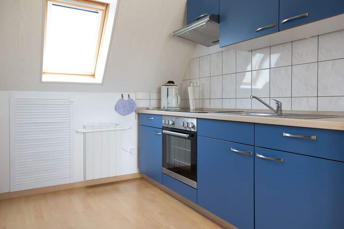 family condo | private kitchen | fridge, stovetop, electric kettle, toaster