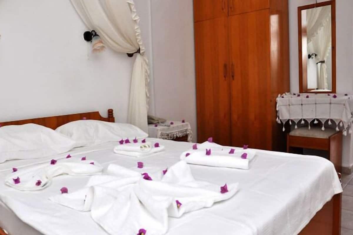 Double or Twin Room, Sea View