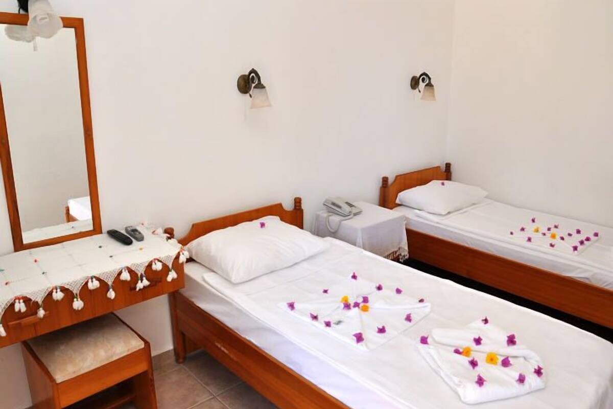 Standard Twin Room, Pool View