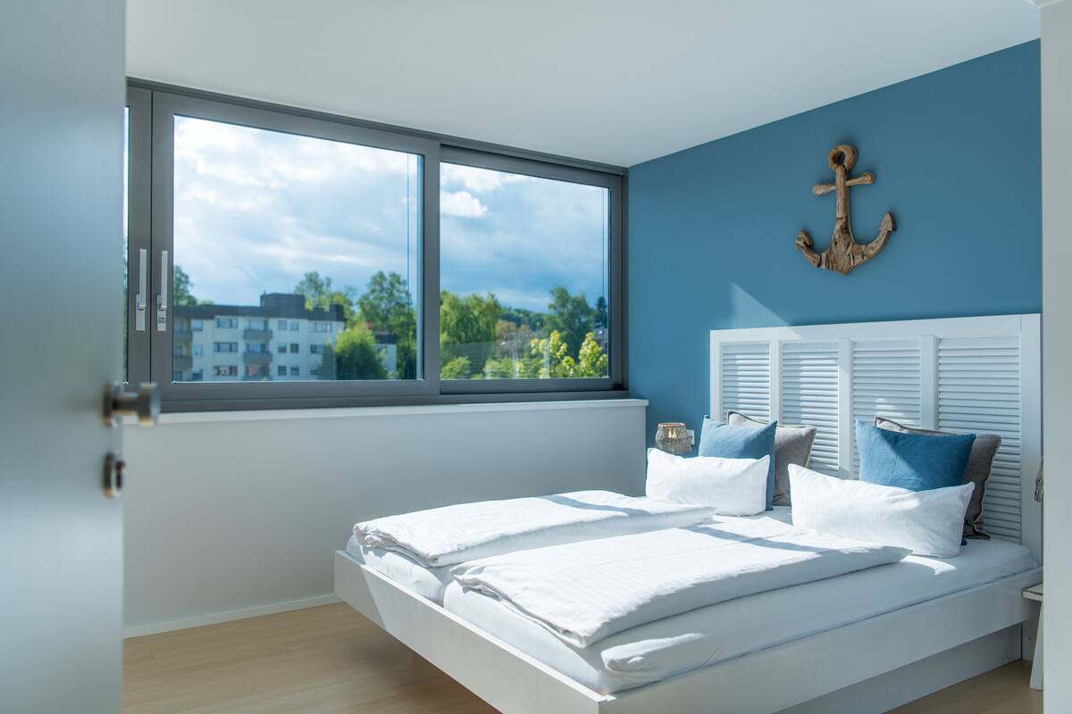 basic double room | hypo-allergenic bedding, desk, free wifi, bed sheets