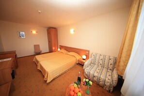 Literie de qualité, minibar, lit de bébé (gratuit)