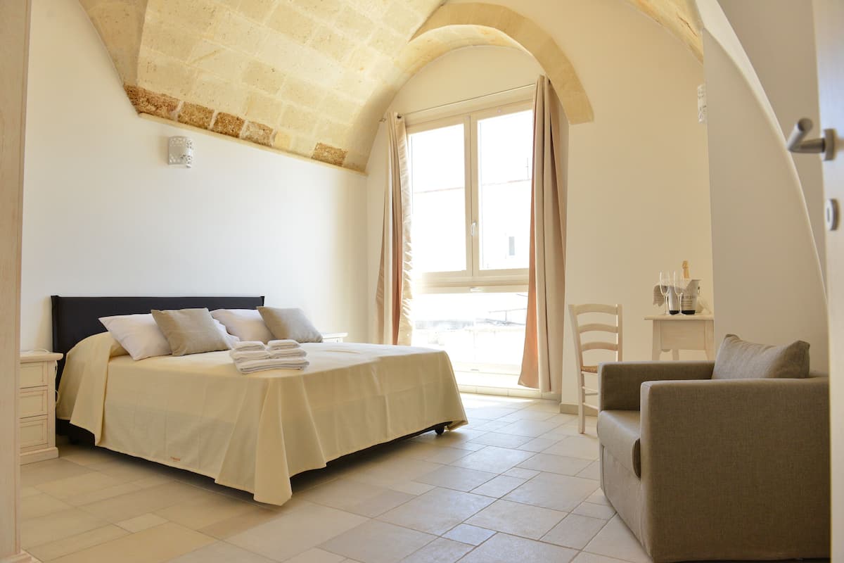 1 habitación, ropa de cama de alta calidad y minibar