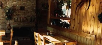 H&H 餐廳渡假村小屋