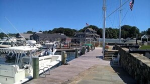 Lake - Santuit Inn (Mashpee)